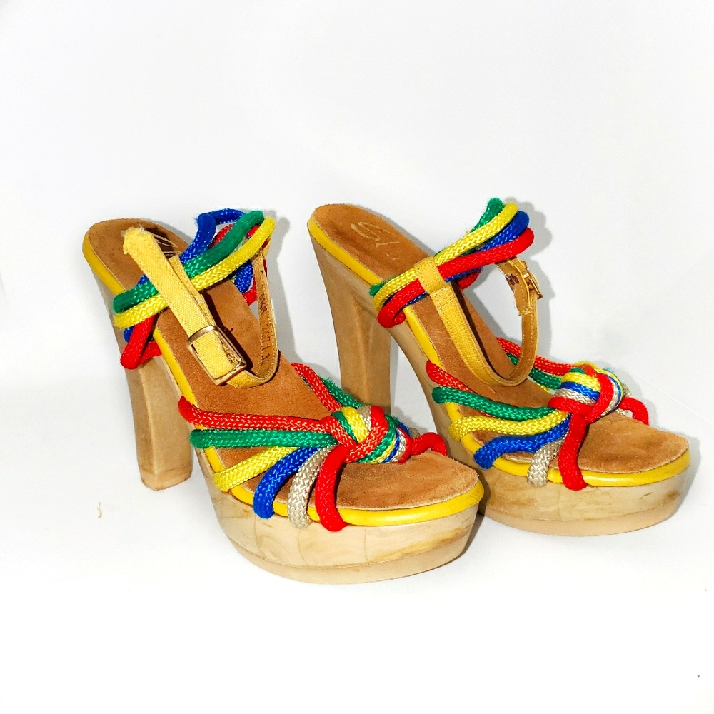 *VINTAGE Sbicca  wooden rainbow strap heels